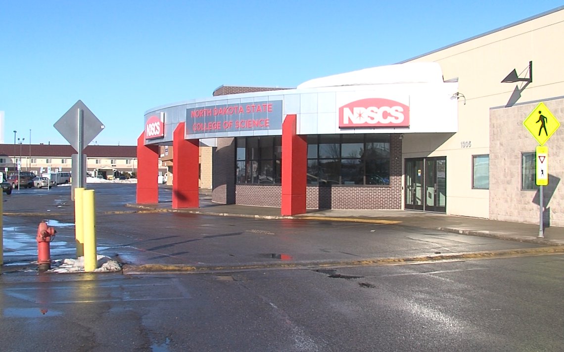 Police find body of elderly man in Fargo parking lot 1305 19th Ave. N